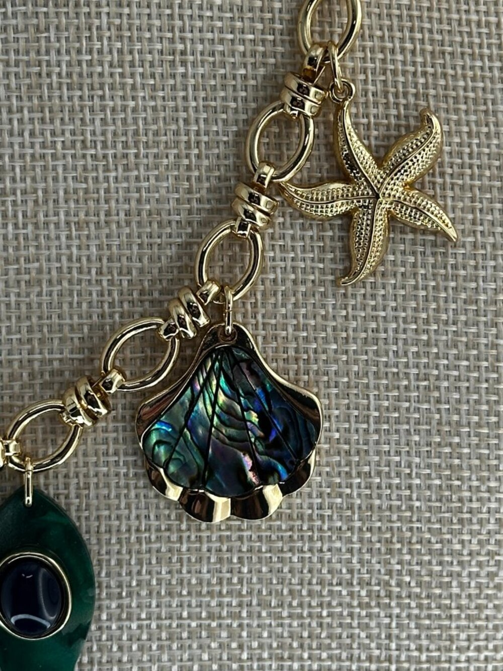 Havana Necklace - Picture 3 of 3